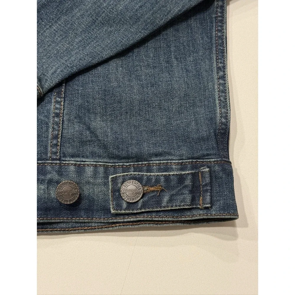 Wrangler Retro Texas Longhorns Mens Blue Denim Jacket Large NWT